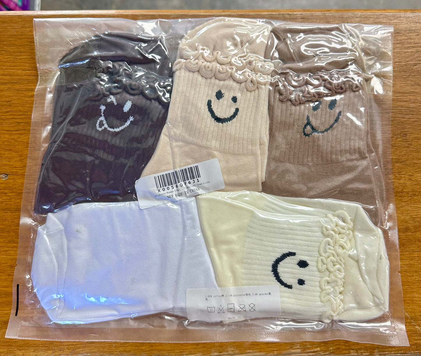 Women 5 Pairs Cute Smile Face Ruffled Cuff Crew Socks