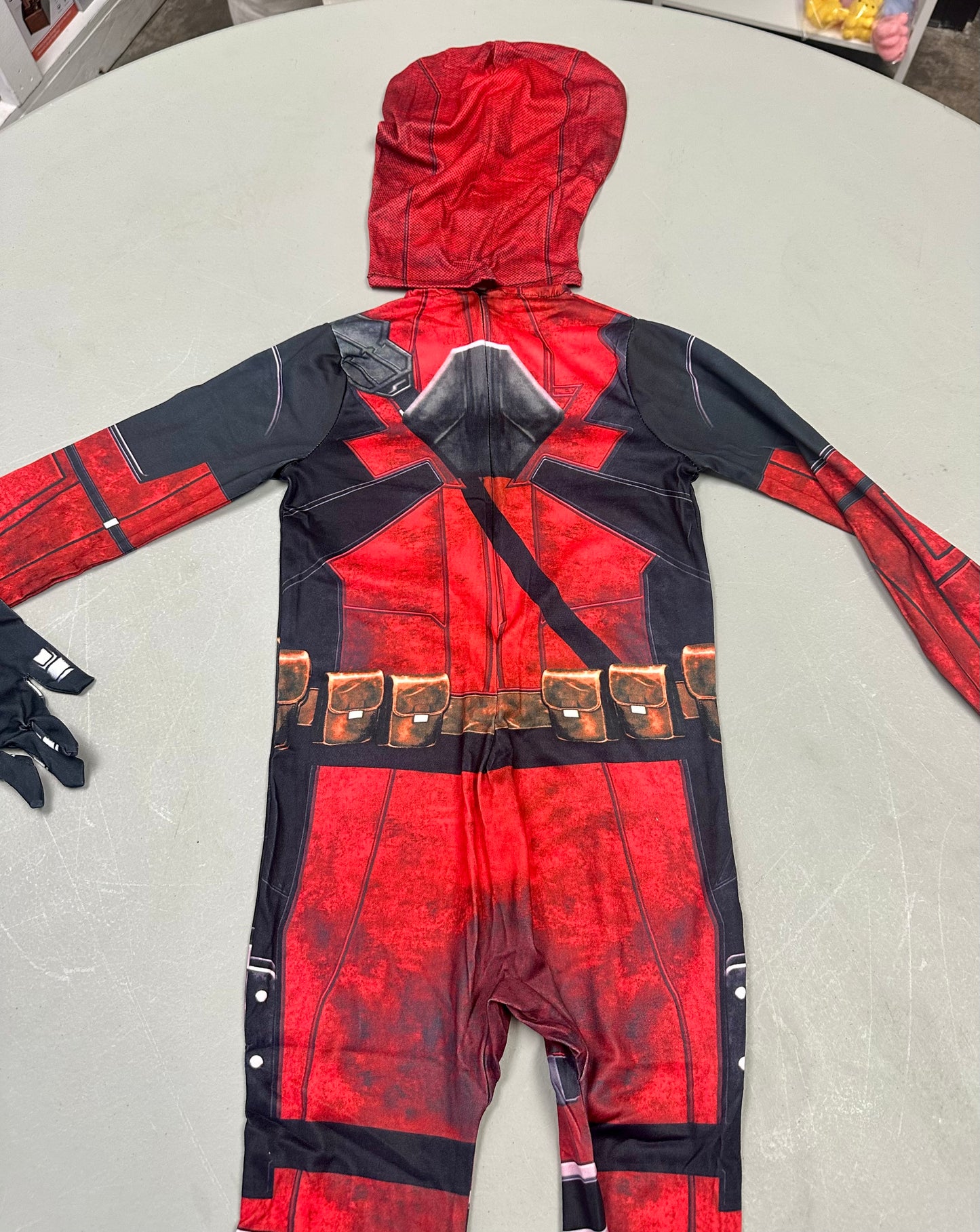 Kids Costume Jumpsuit with Mask (Size Youth Small 43”/46”)