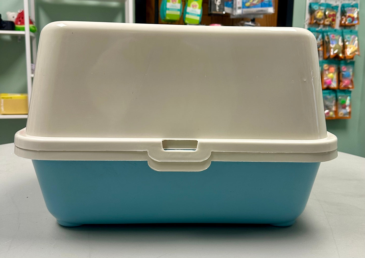 Cat Litter Box with Lid, Fully Enclosed Splash-Proof and Leak-Proof Easy Installation and Clean Litter Box for Cats