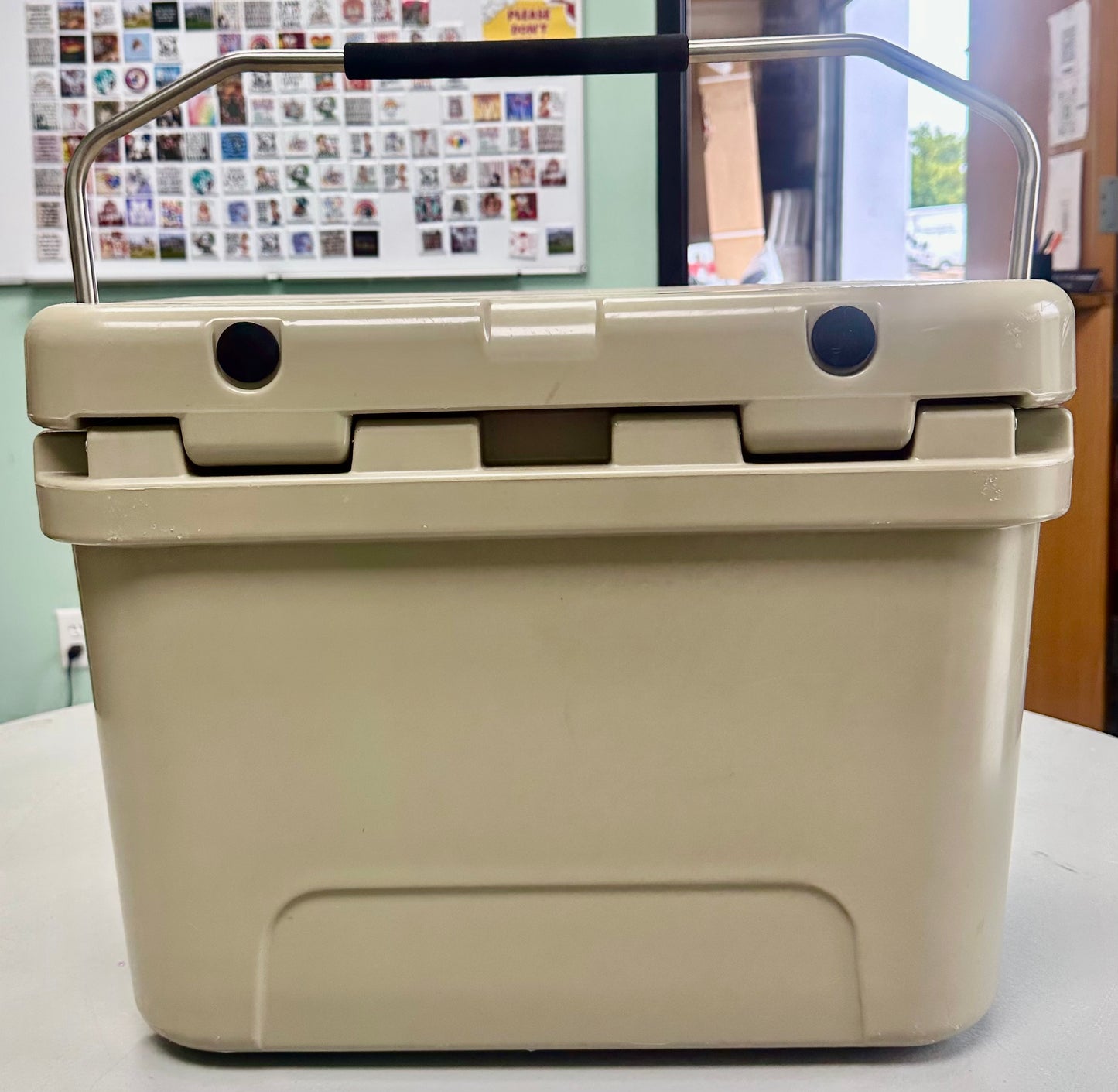 RTIC 20 QT Ultra-Tough Hard Cooler, Portable Hard Ice Chest Box for Beach, Drinks, Camping, Picnic, Fishing, Boat and Barbecue