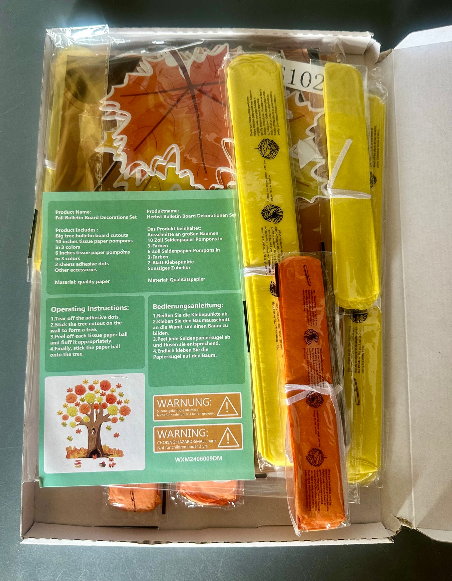 Fall Thanksgiving Tree Bulletin Board Set Decoration for Classroom, Autumn 3D Tree Bulletin Board with Maple Leaf Pumpkin Cutouts for Fall Thanksgiving Party, School Nursery, Classroom Decor, 4’ Tall