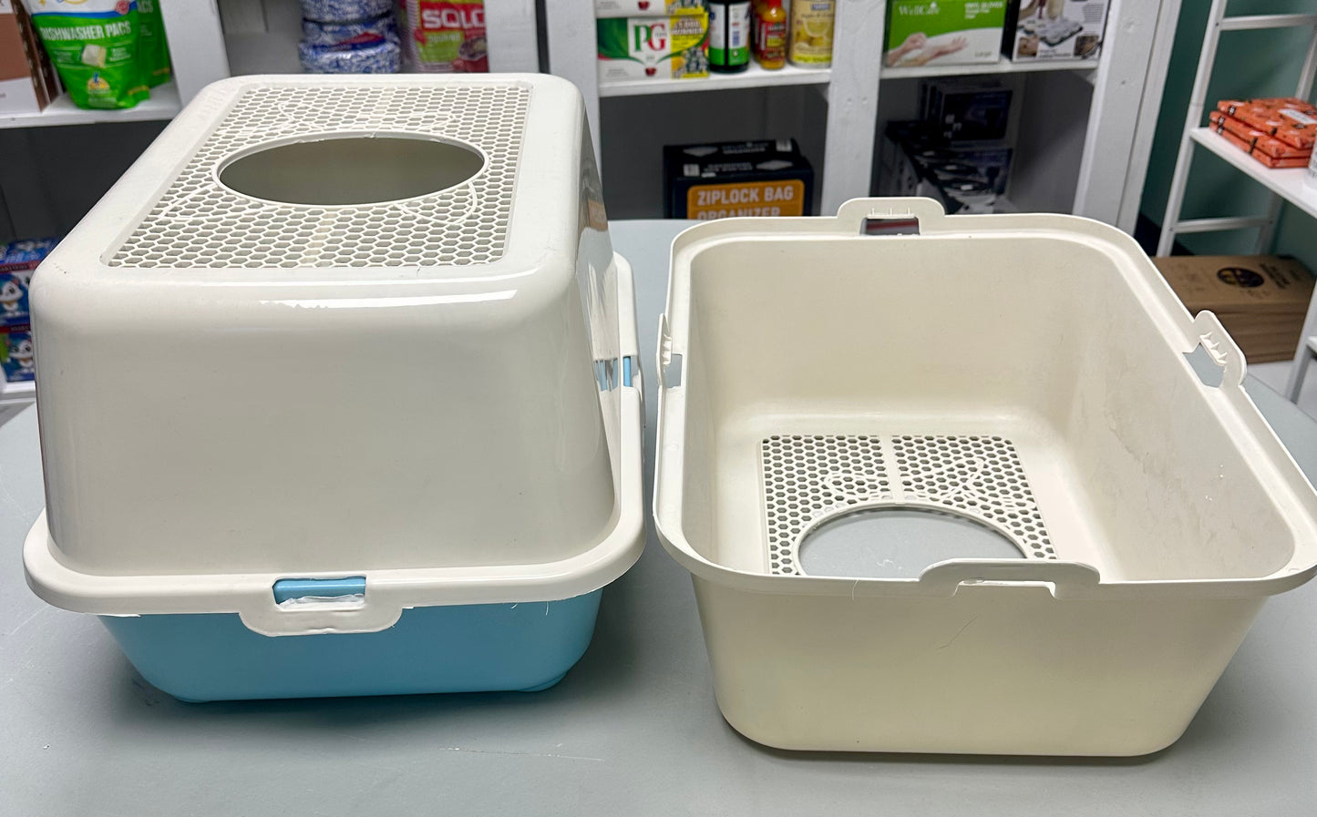Cat Litter Box with Lid, Fully Enclosed Splash-Proof and Leak-Proof Easy Installation and Clean Litter Box for Cats
