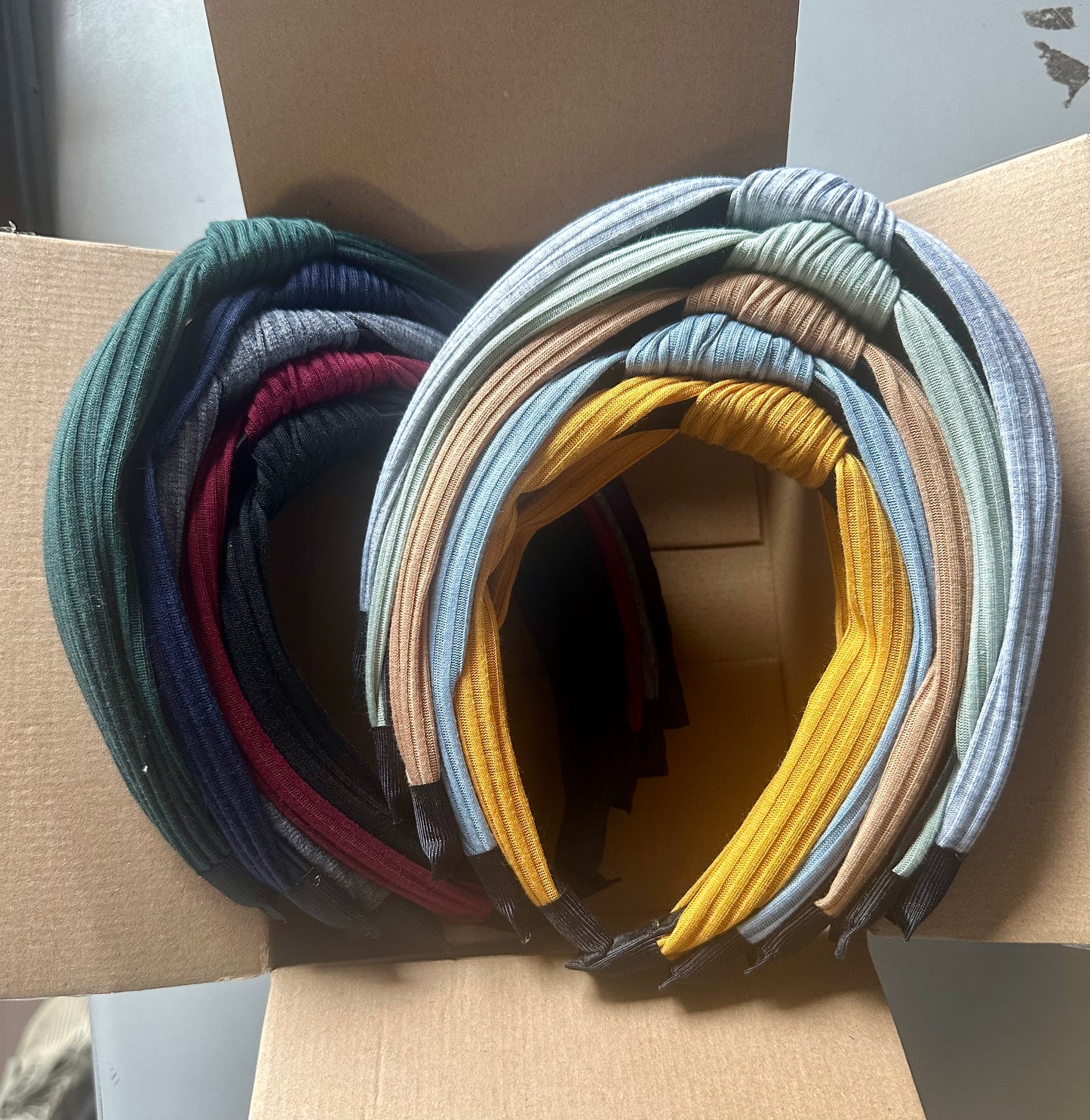 Fishinsea 10 Pack Knotted Wide Headbands for Women Cute Fashion Head Wrap in Solid Color Non-slip Hair Accessories for Daily Festival Presents