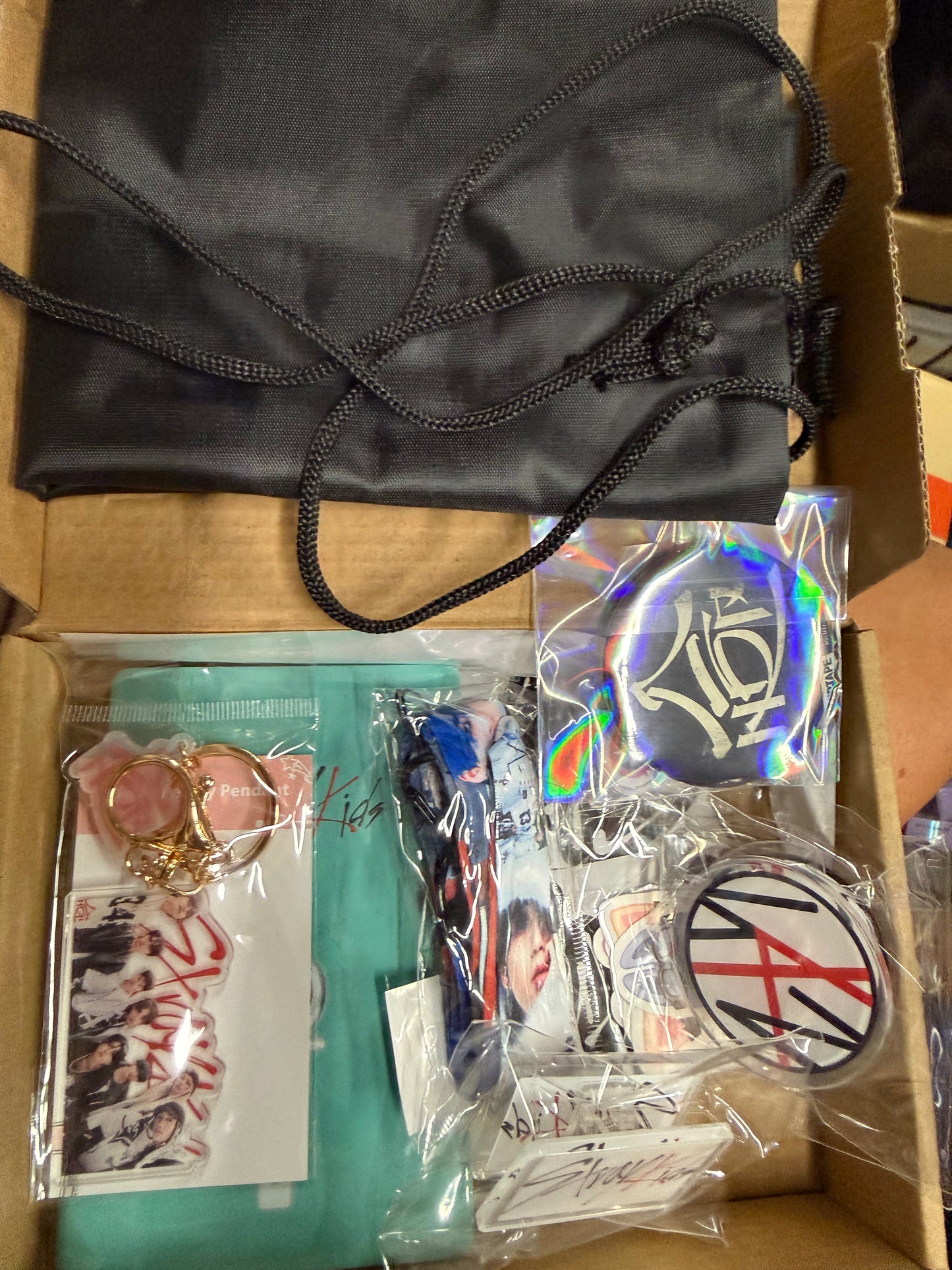 Stray Kids Gifts Set, Including Drawstring Bag Backpack