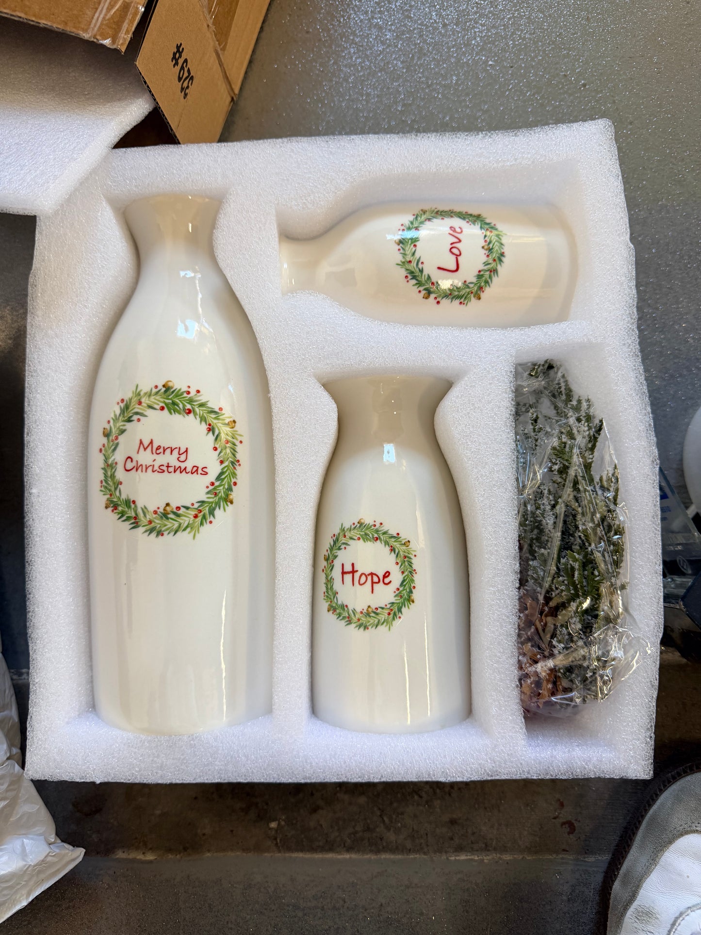 Set of 3 Christmas Vases