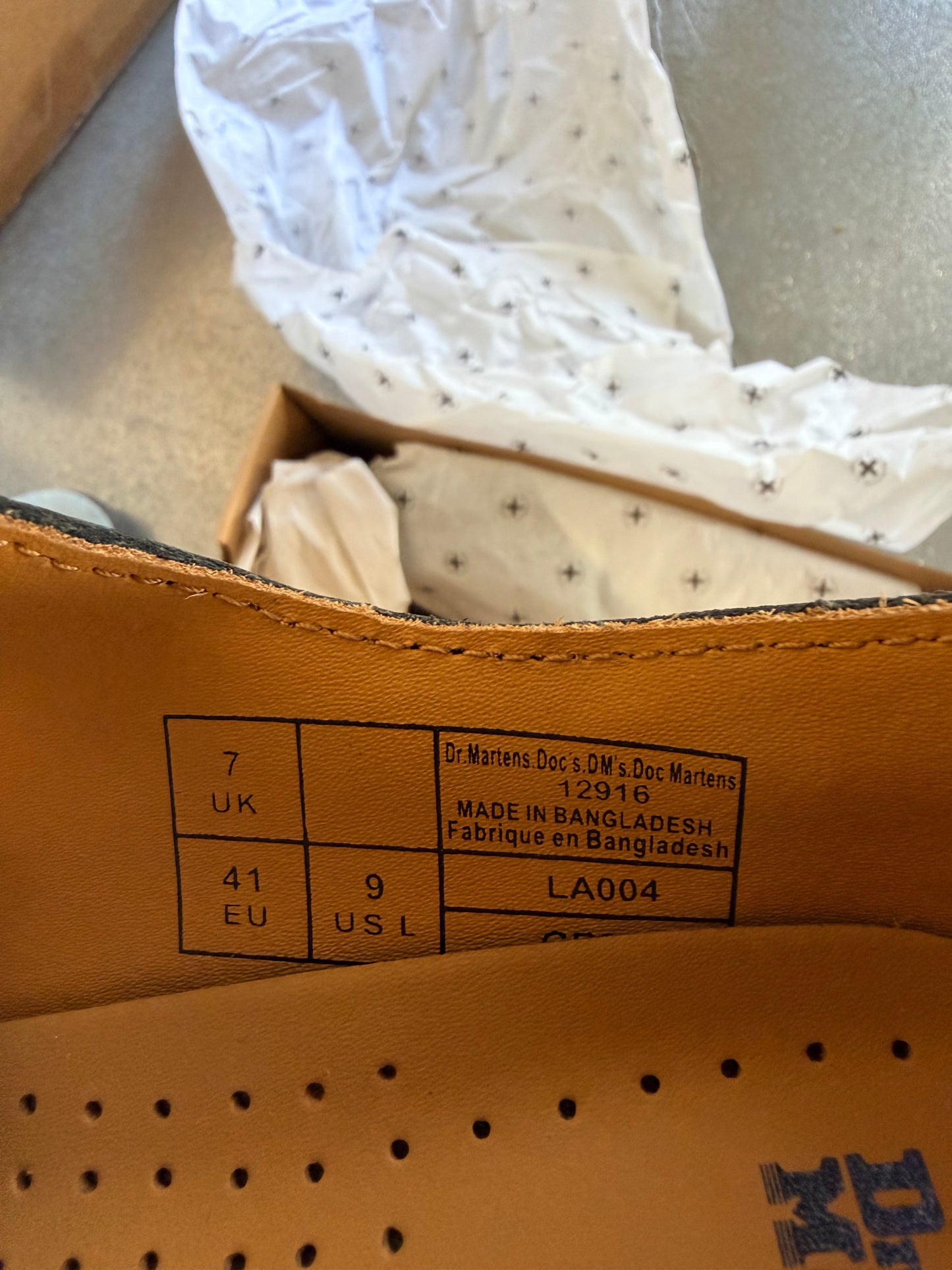 Dr. Martens Mary Jane Shoes (Size 9)