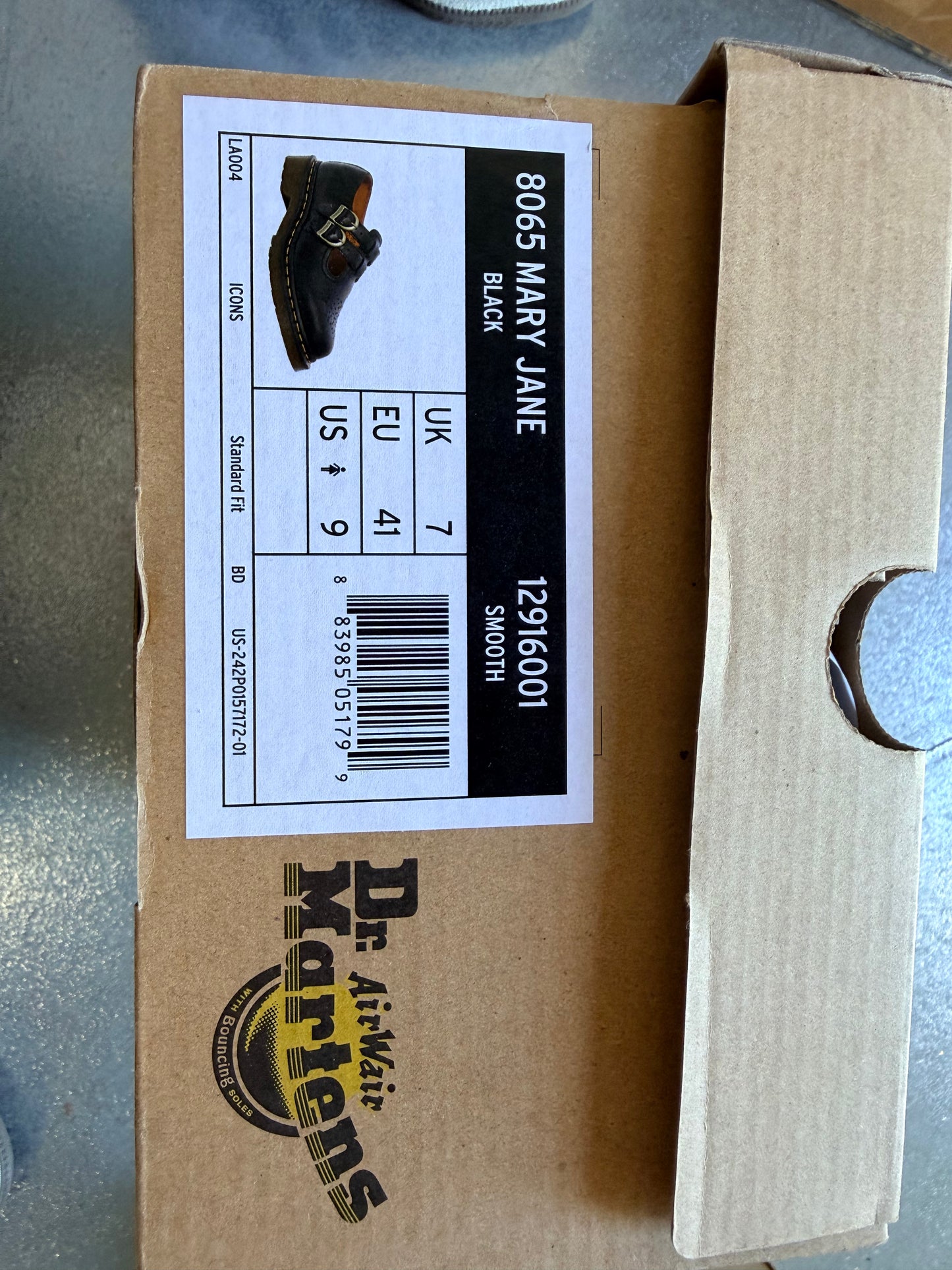 Dr. Martens Mary Jane Shoes (Size 9)