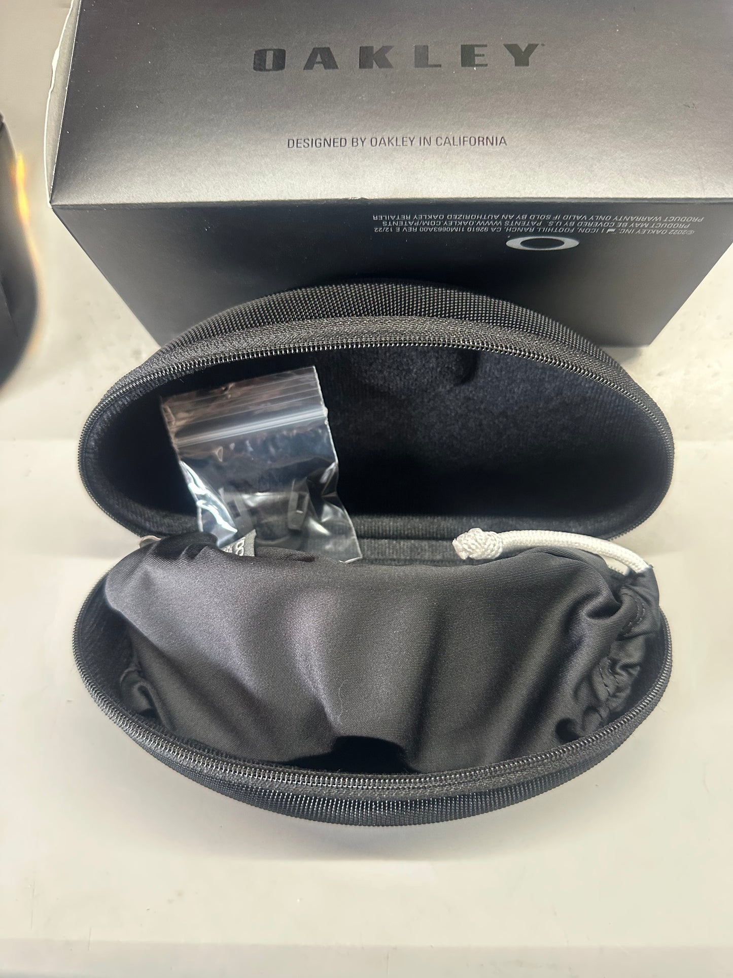 Oakley Oo9462 Sutro S Rectangular Sunglasses