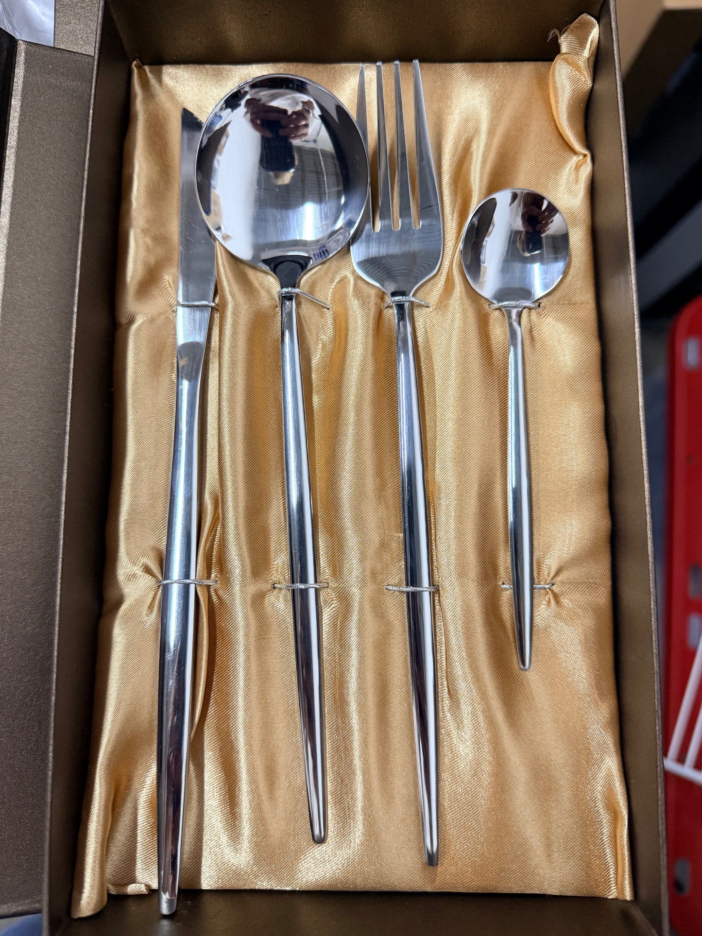 Flatware Set