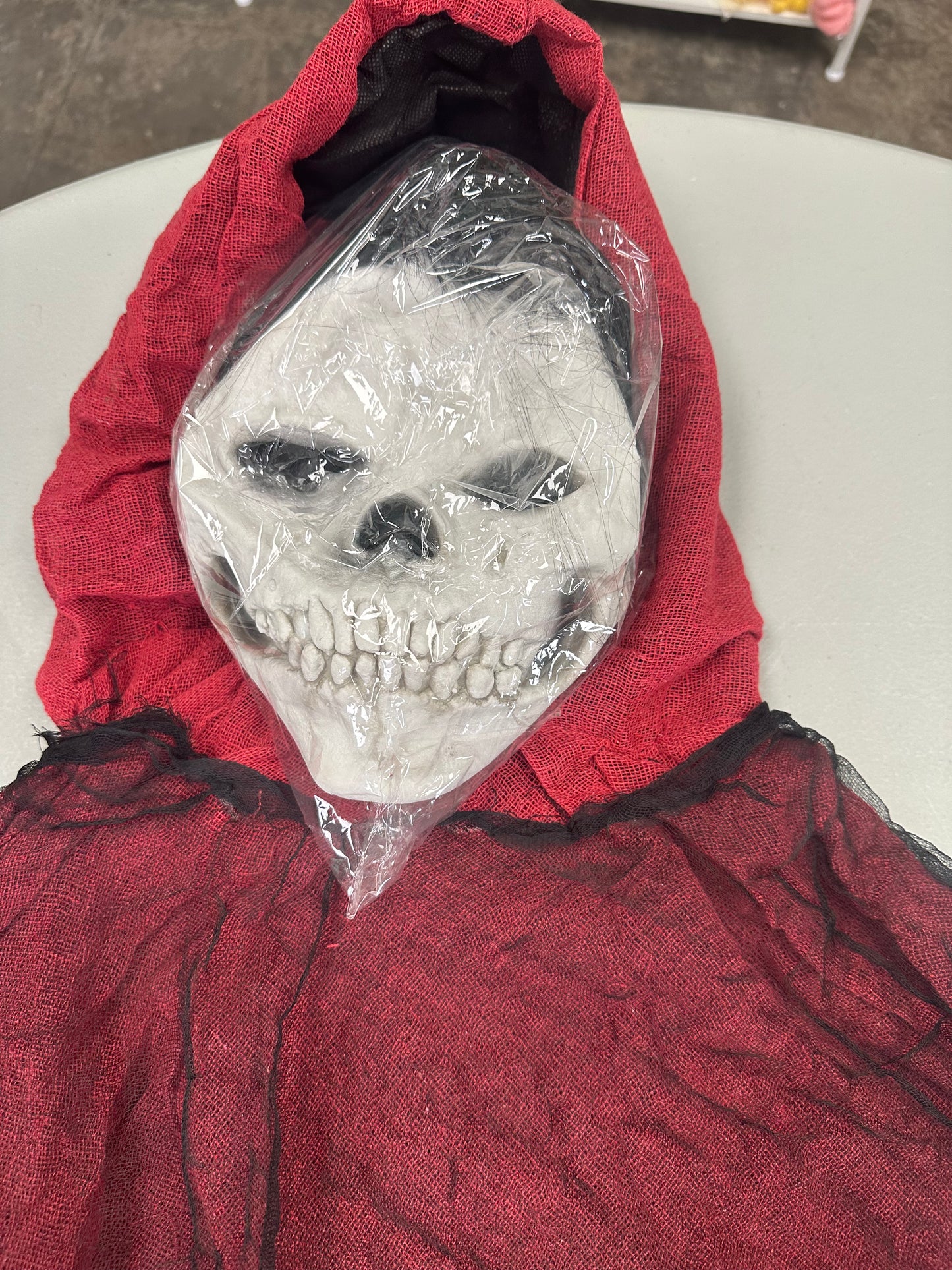 Grim Reaper Costume Red Skull Mask Scythe Hooded Robe (Size Adult M)