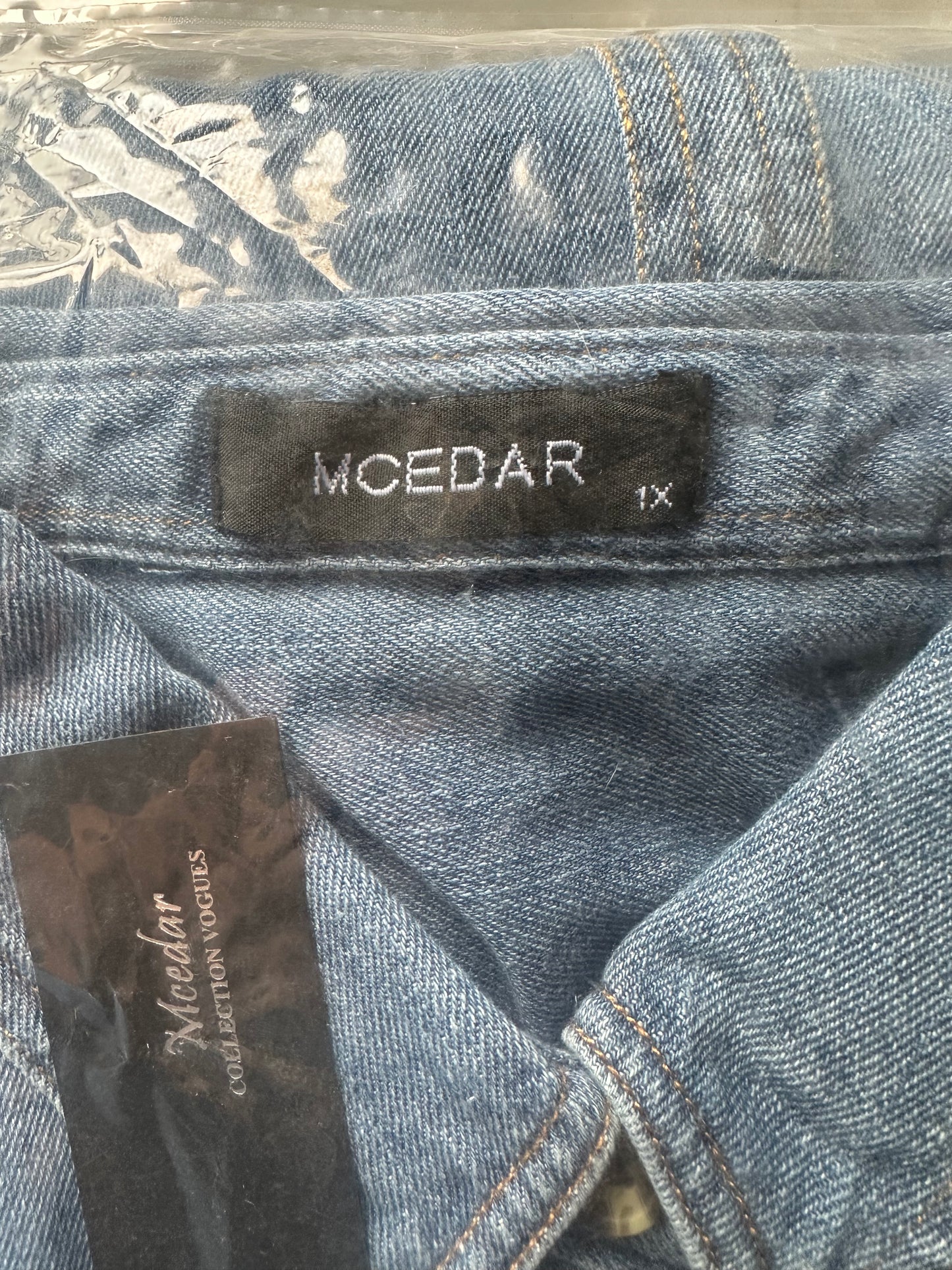 Womens Button Down Denim Shirt Chambray Casual Long Sleeve Collared Boyfriend Jean Jacket Shacket with Pockets (Size 1X)