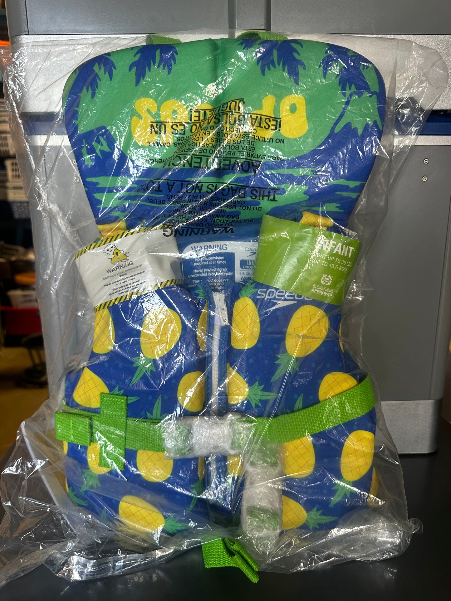 Speedo Kids' Life Jacket Vest - Green/Blue/Yellow: Zipper & Buckle Closure